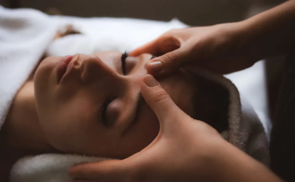 Discover the history of well-being massage
