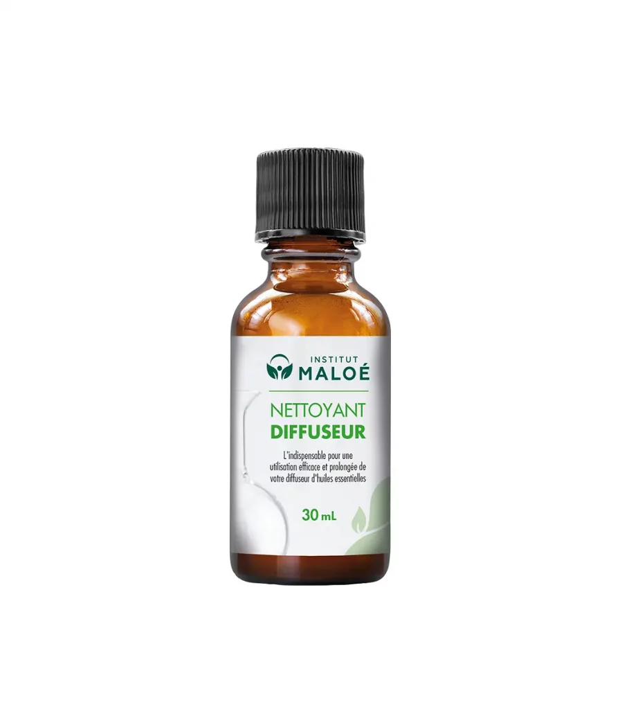 Glass essential oil diffuser cleaner